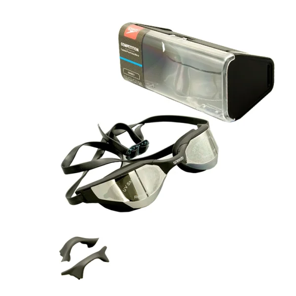 Boxed swimming goggles (4)